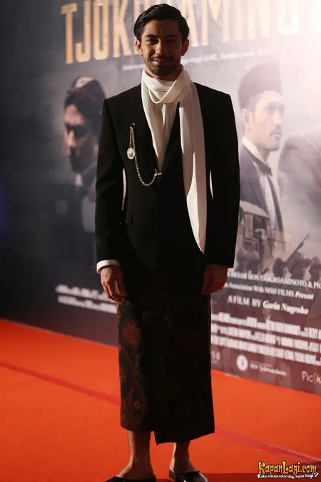 Foto Reza Rahadian