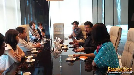Foto Reza Rahadian