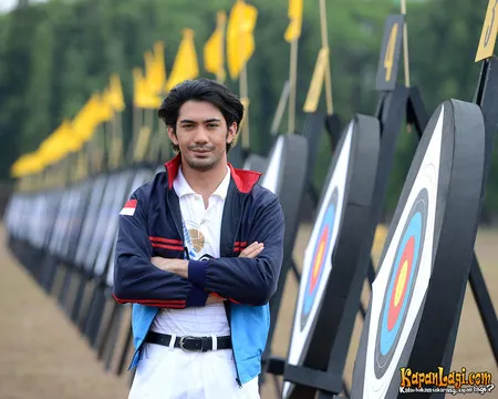 Foto Reza Rahadian