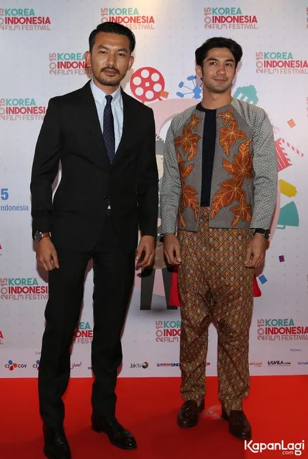 Foto Reza Rahadian