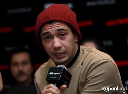 Foto Reza Rahadian