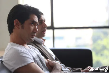 Foto Reza Rahadian