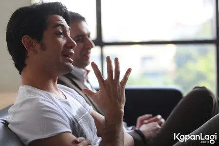 Foto Reza Rahadian