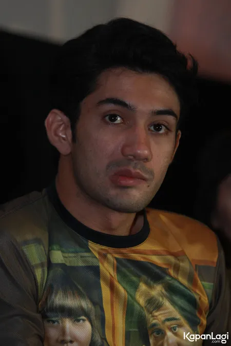 Foto Reza Rahadian