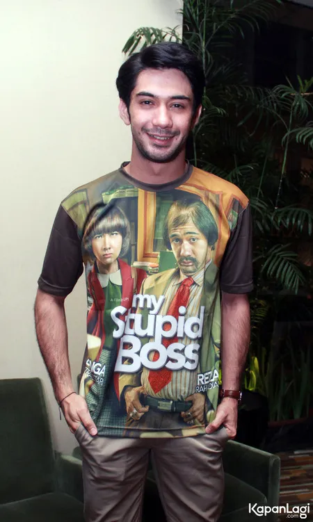 Foto Reza Rahadian