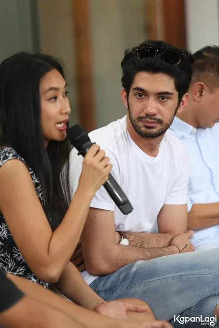 Foto Reza Rahadian