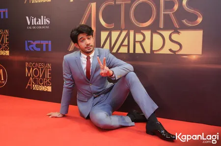 Foto Reza Rahadian