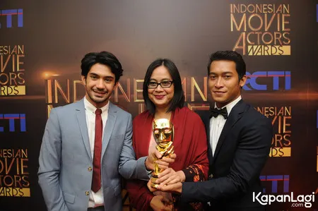 Foto Reza Rahadian
