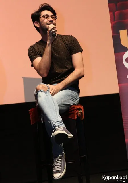 Foto Reza Rahadian