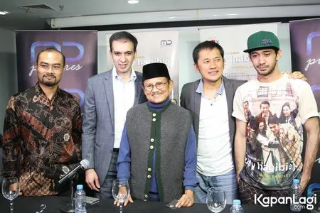 Foto Reza Rahadian