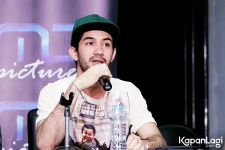 Foto Reza Rahadian