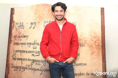 Foto Reza Rahadian