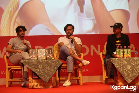 Foto Reza Rahadian