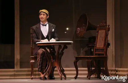 Foto Reza Rahadian