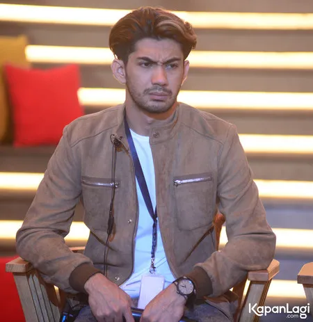 Foto Reza Rahadian