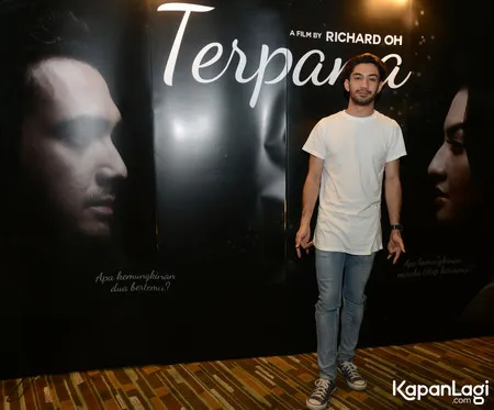 Foto Reza Rahadian