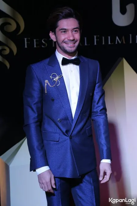 Foto Reza Rahadian