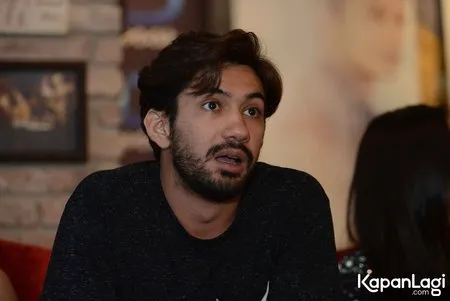 Foto Reza Rahadian