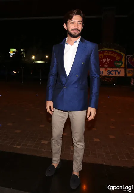 Foto Reza Rahadian