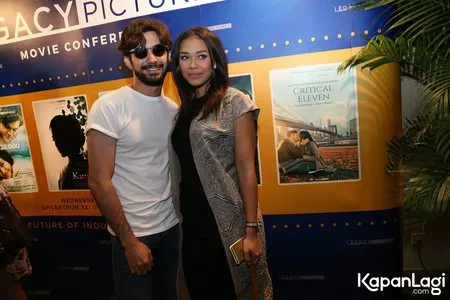 Foto Reza Rahadian