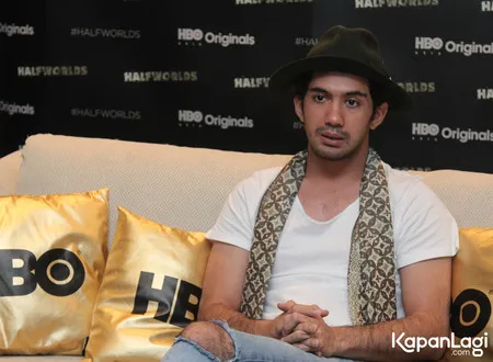 Foto Reza Rahadian