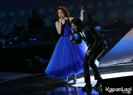 Foto Reza Rahadian