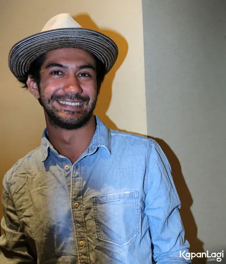 Foto Reza Rahadian