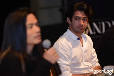 Foto Reza Rahadian