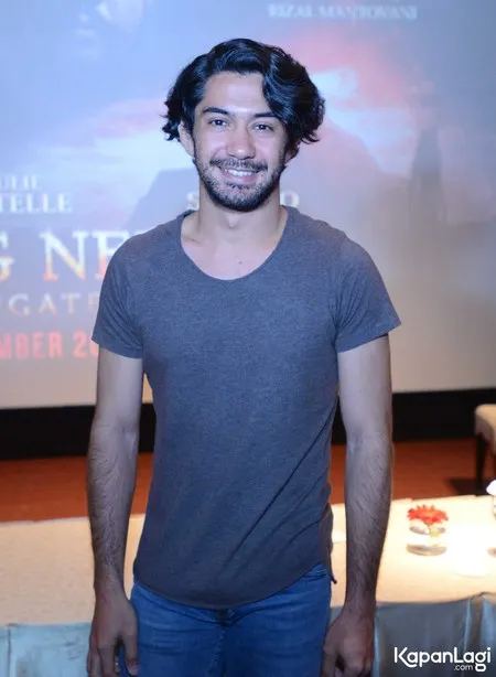 Foto Reza Rahadian