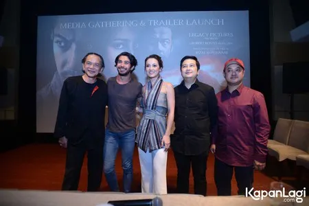 Foto Reza Rahadian