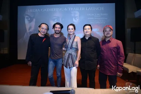 Foto Reza Rahadian