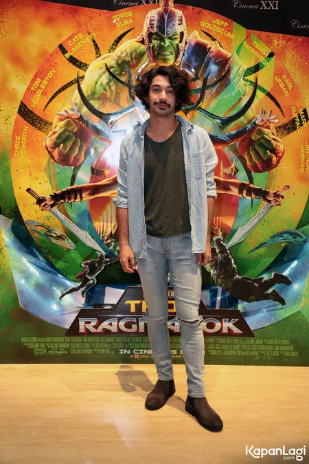 Foto Reza Rahadian
