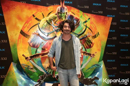 Foto Reza Rahadian