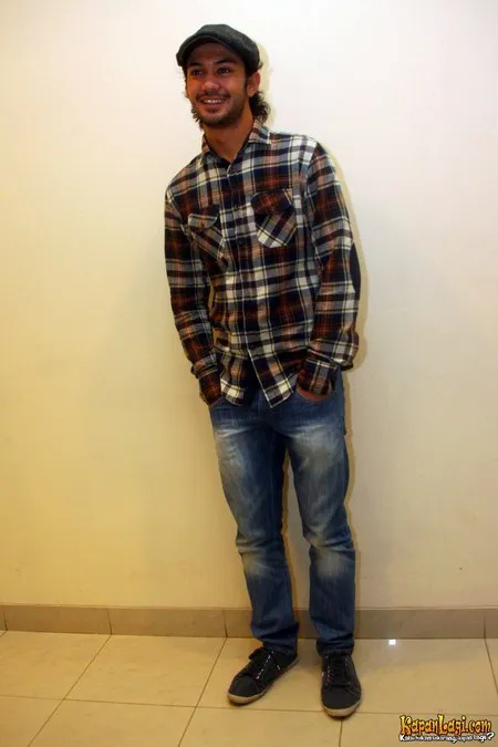 Foto Reza Rahadian