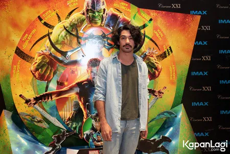 Foto Reza Rahadian