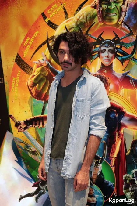 Foto Reza Rahadian