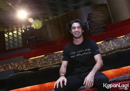 Foto Reza Rahadian
