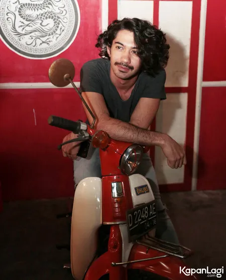 Foto Reza Rahadian
