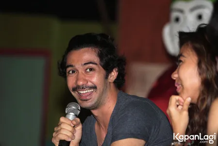 Foto Reza Rahadian