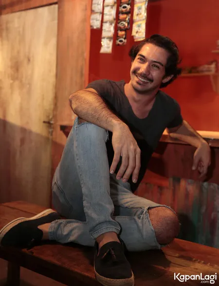 Foto Reza Rahadian