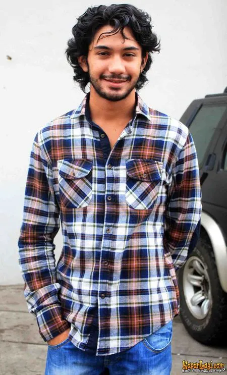 Foto Reza Rahadian