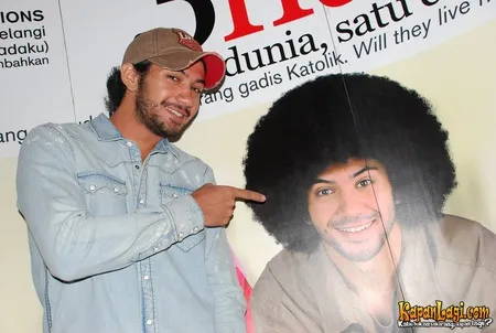 Foto Reza Rahadian