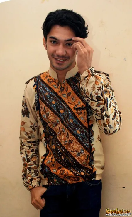 Foto Reza Rahadian