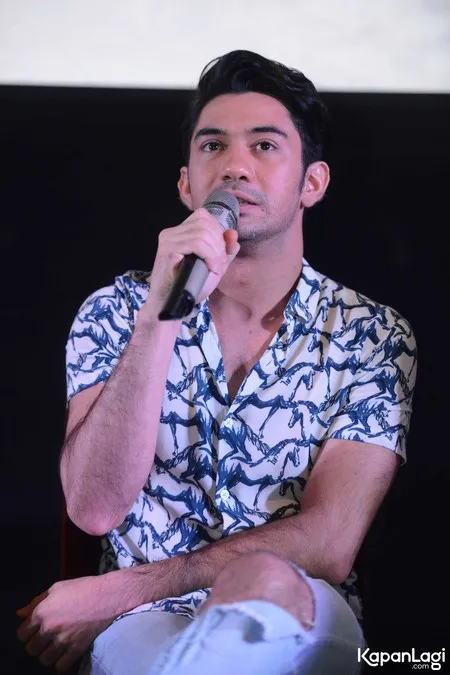 Foto Reza Rahadian