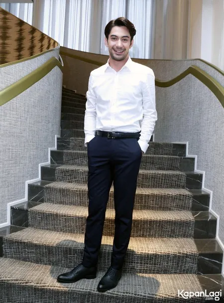 Foto Reza Rahadian