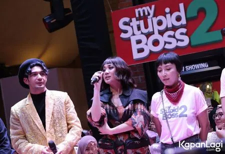 Foto Reza Rahadian