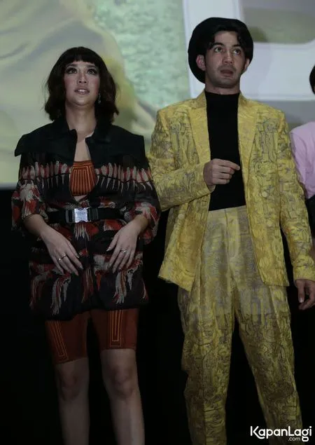 Foto Reza Rahadian