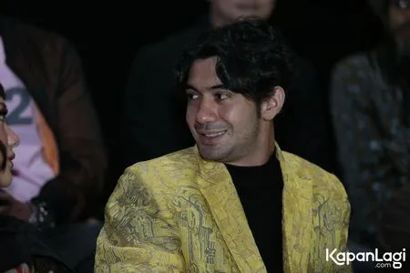 Foto Reza Rahadian