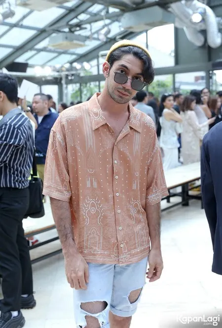 Foto Reza Rahadian