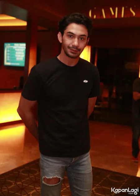 Foto Reza Rahadian